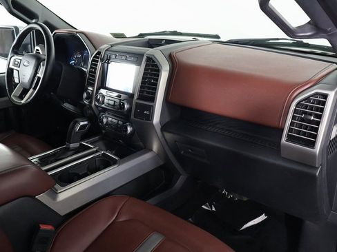 Used 2018 Ford F150 Platinum w/ Equipment Group 701A Luxury image 9