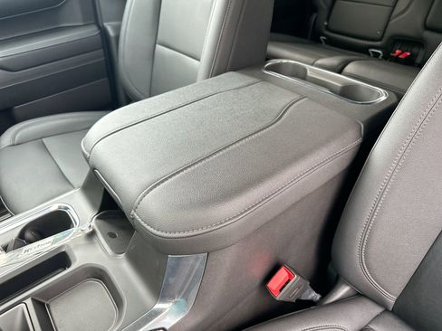 Used 2023 Chevrolet Silverado 1500 LT Trail Boss w/ Convenience Package II image 21