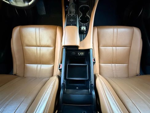 Used 2022 Lexus RX 350 FWD w/ Luxury Package image 48