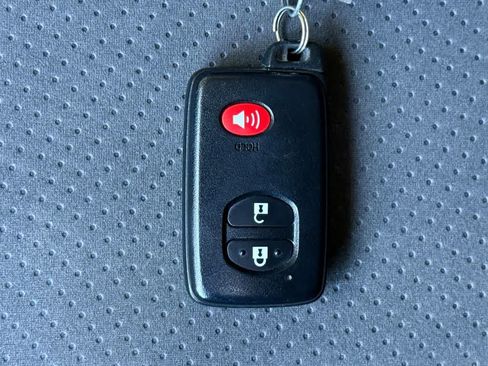 Used 2010 Toyota Prius Three FWD image 20