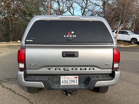Used 2021 Toyota Tacoma SR image 6