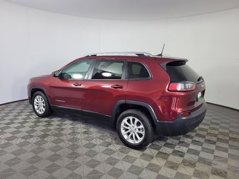 Used 2020 Jeep Cherokee Latitude FWD image 3