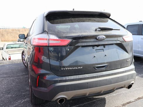 Used 2022 Ford Edge Titanium image 5
