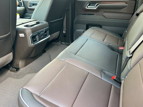 New 2026 GMC Sierra 2500 Denali w/ Technology Package AWD/4WD image 13