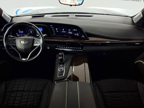 Used 2023 Cadillac Escalade Sport Platinum w/ LPO, ONYX Package image 11