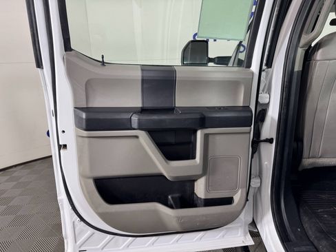 Used 2022 Ford F250 XL w/ STX Appearance Package image 27