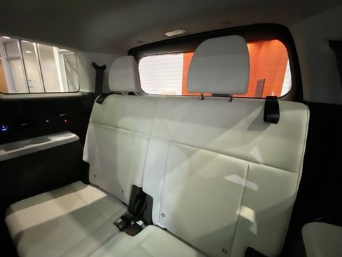 New 2025 Hyundai Santa Fe Calligraphy image 29