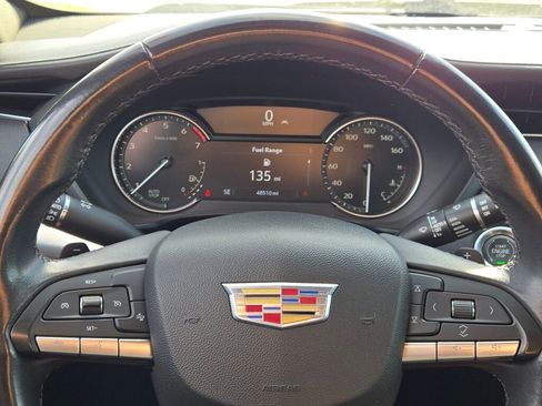 Used 2023 Cadillac XT4 Premium Luxury image 35