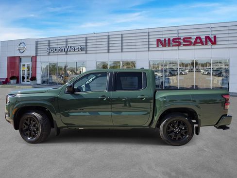 New 2027 Nissan Frontier SV w/ Tow Package RWD image 8