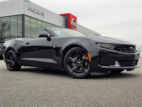 Used 2023 Chevrolet Camaro LT w/ RS Package image 28