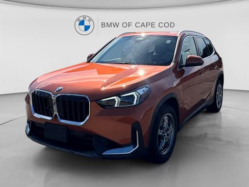 Used 2023 BMW X1 xDrive28i w/ Premium Package AWD/4WD image 3