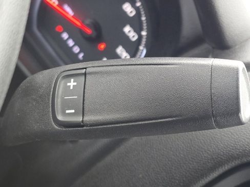 Used 2022 GMC Sierra 2500 Pro w/ Convenience Package image 30