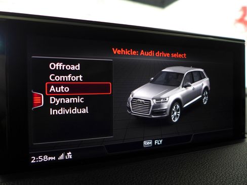 Used 2019 Audi Q7 3.0T Prestige image 36