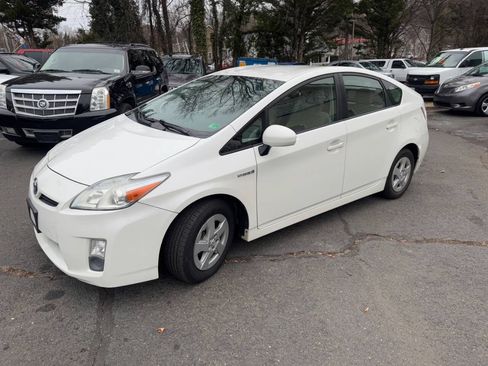 Used 2010 Toyota Prius FWD image 3