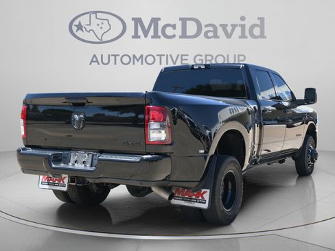 Used 2024 RAM 3500 Big Horn w/ Night Edition AWD/4WD image 11