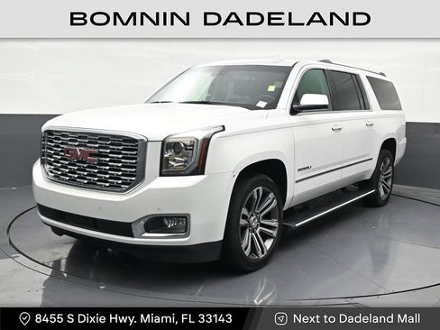Used 2020 GMC Yukon XL Denali w/ Denali Ultimate Package RWD image 1
