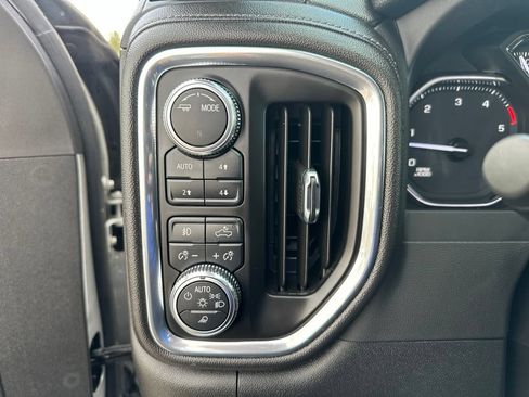 Used 2023 GMC Sierra 3500 SLT w/ Gooseneck/5TH Wheel Package AWD/4WD image 11