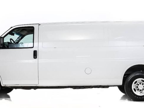 Used 2014 Chevrolet Express 3500 Extended RWD image 6