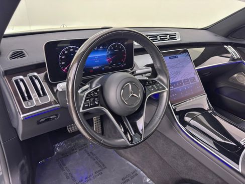 Used 2023 Mercedes-Benz S 500 4MATIC w/ AMG Line image 14