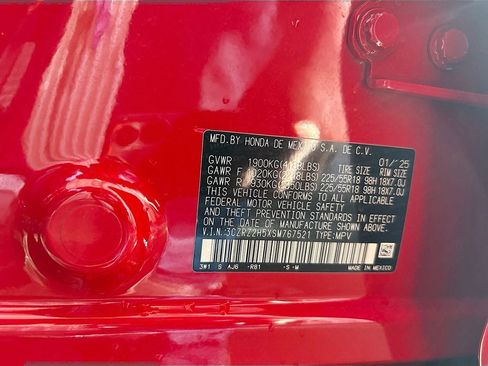 Used 2025 Honda HR-V Sport image 30