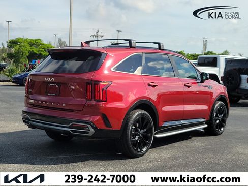 Used 2022 Kia Sorento SX AWD/4WD image 6