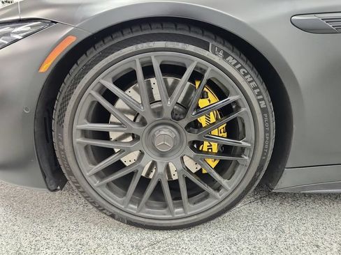 Used 2022 Mercedes-Benz SL 63 AMG 4MATIC image 23