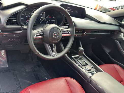 Used 2023 MAZDA MAZDA3 s image 16