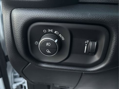 New 2026 RAM 2500 Tradesman AWD/4WD image 16