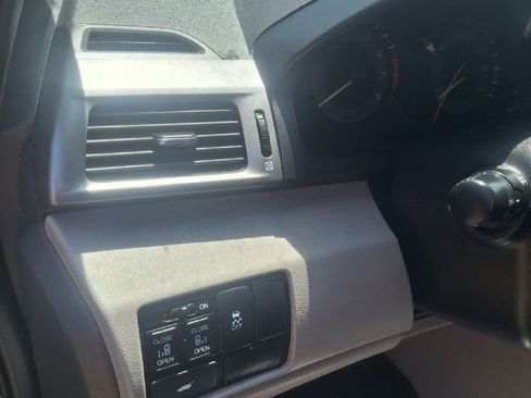 Used 2012 Honda Odyssey EX-L image 23