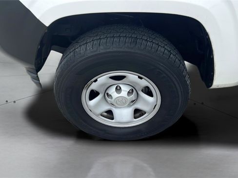Used 2021 Toyota Tacoma SR RWD image 21