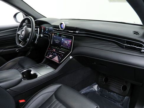 Certified 2023 Maserati Grecale Modena AWD/4WD image 11