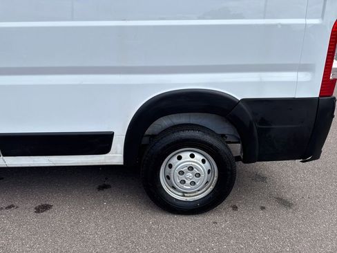 Used 2019 RAM ProMaster 2500 w/ Premium Appearance Group FWD image 26