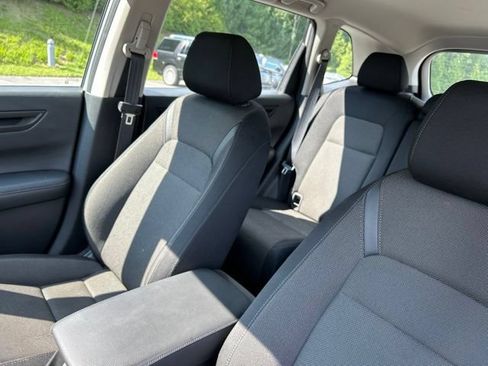 Used 2024 Honda CR-V LX image 15