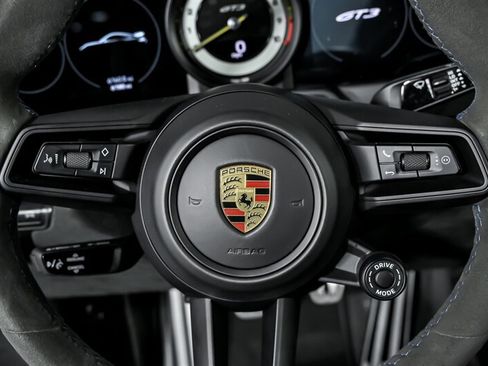 Used 2022 Porsche 911 GT3 RWD image 27