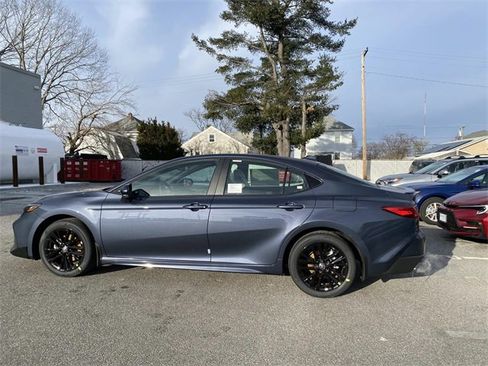 New 2026 Toyota Camry SE image 2