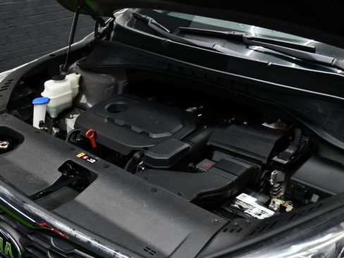 Used 2019 Kia Sorento LX image 10