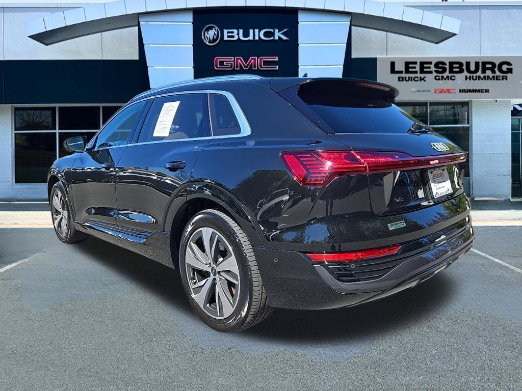 Used 2024 Audi Q8 e-tron Premium Plus w/ Premium Plus Package AWD/4WD image 5