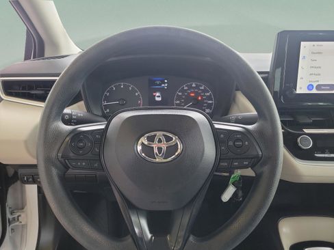 Used 2024 Toyota Corolla LE image 20