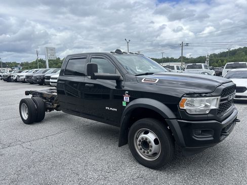 Used 2022 RAM 4500 Tradesman RWD image 8