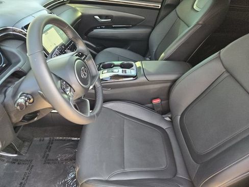 Certified 2024 Hyundai Tucson Limited FWD image 8