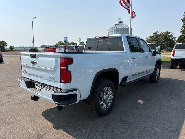 New 2026 Chevrolet Silverado 2500 High Country w/ High Country Premium Package AWD/4WD image 5
