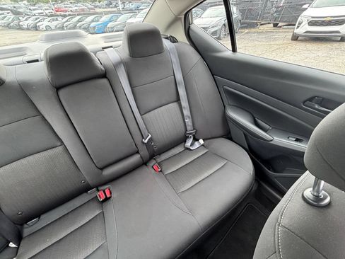 Used 2025 Nissan Altima 2.5 SV FWD image 32