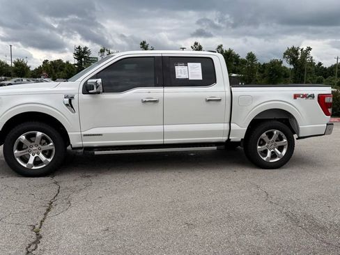 Used 2021 Ford F150 Lariat w/ Equipment Group 502A High AWD/4WD image 4