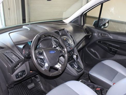 Used 2017 Ford Transit Connect XL image 6