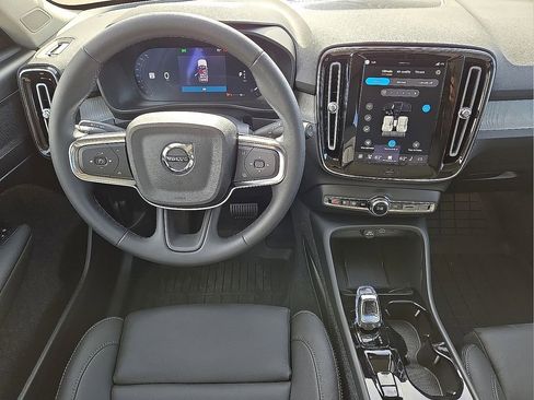 New 2026 Volvo XC40 B4 Plus w/ Protection Package Premier image 18