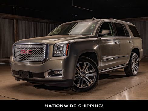 Used 2017 GMC Yukon Denali w/ Open Road Package AWD/4WD image 4