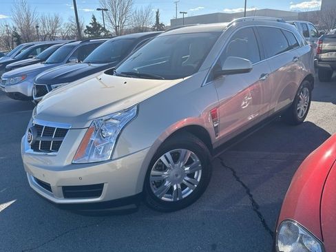 Used 2011 Cadillac SRX Luxury image 3