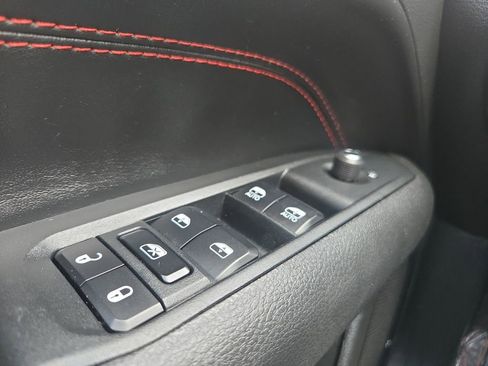 Used 2025 Jeep Compass Trailhawk w/ Trailer Tow Group image 21