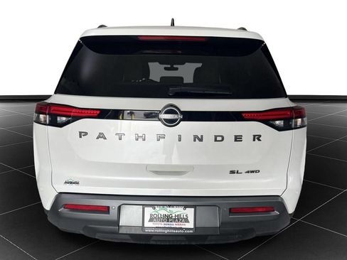 Used 2026 Nissan Pathfinder SL AWD/4WD image 4