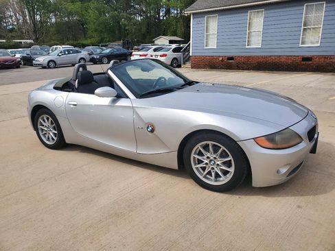 Used 2003 BMW Z4 2.5i image 13